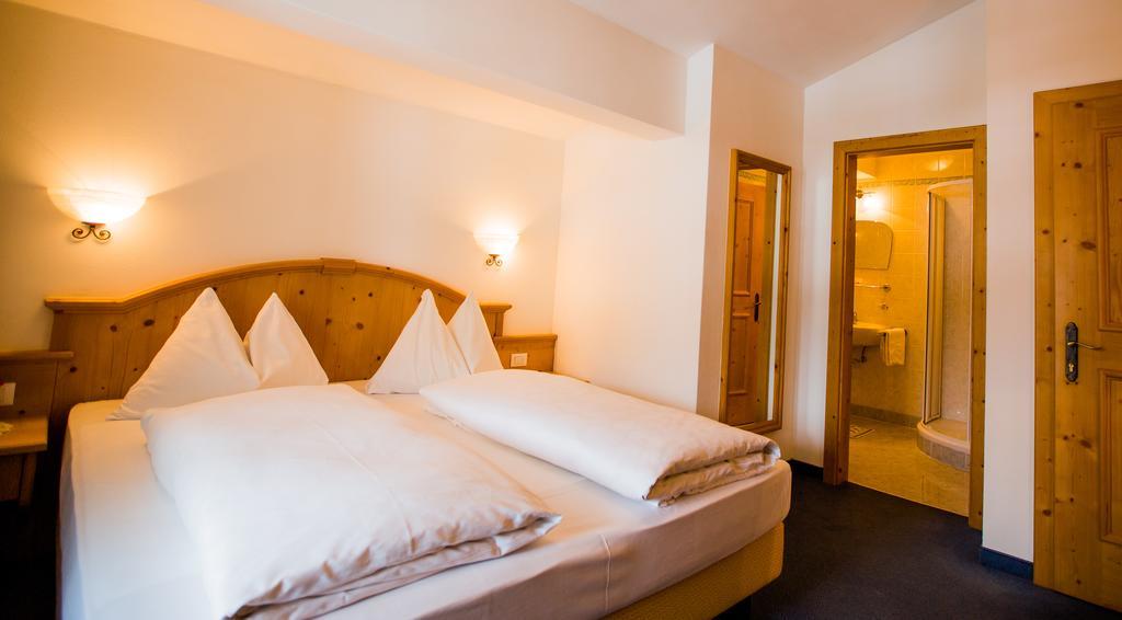 Hotel Restaurant Schaurhof Vipiteno Luaran gambar